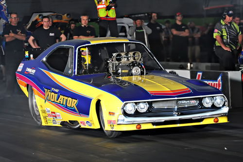 (Shawn Bowen earned an upset win racing his cool Mopar-bodied car)