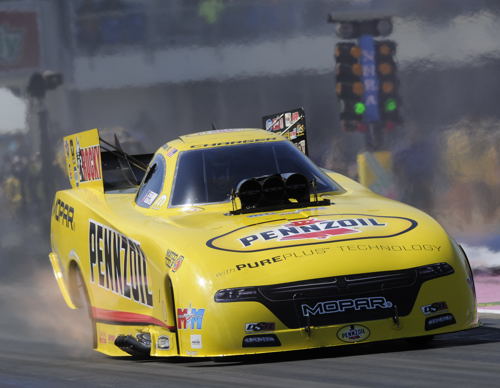 (Matt Hagan ran this special Pennzoil edition Dodge at Houston - he qualified #9 but lost in round #2)