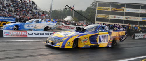 (Tommy Johnson Jr (far lane) topped Ron Capps in the 8th all DSR final round of the season - so far)